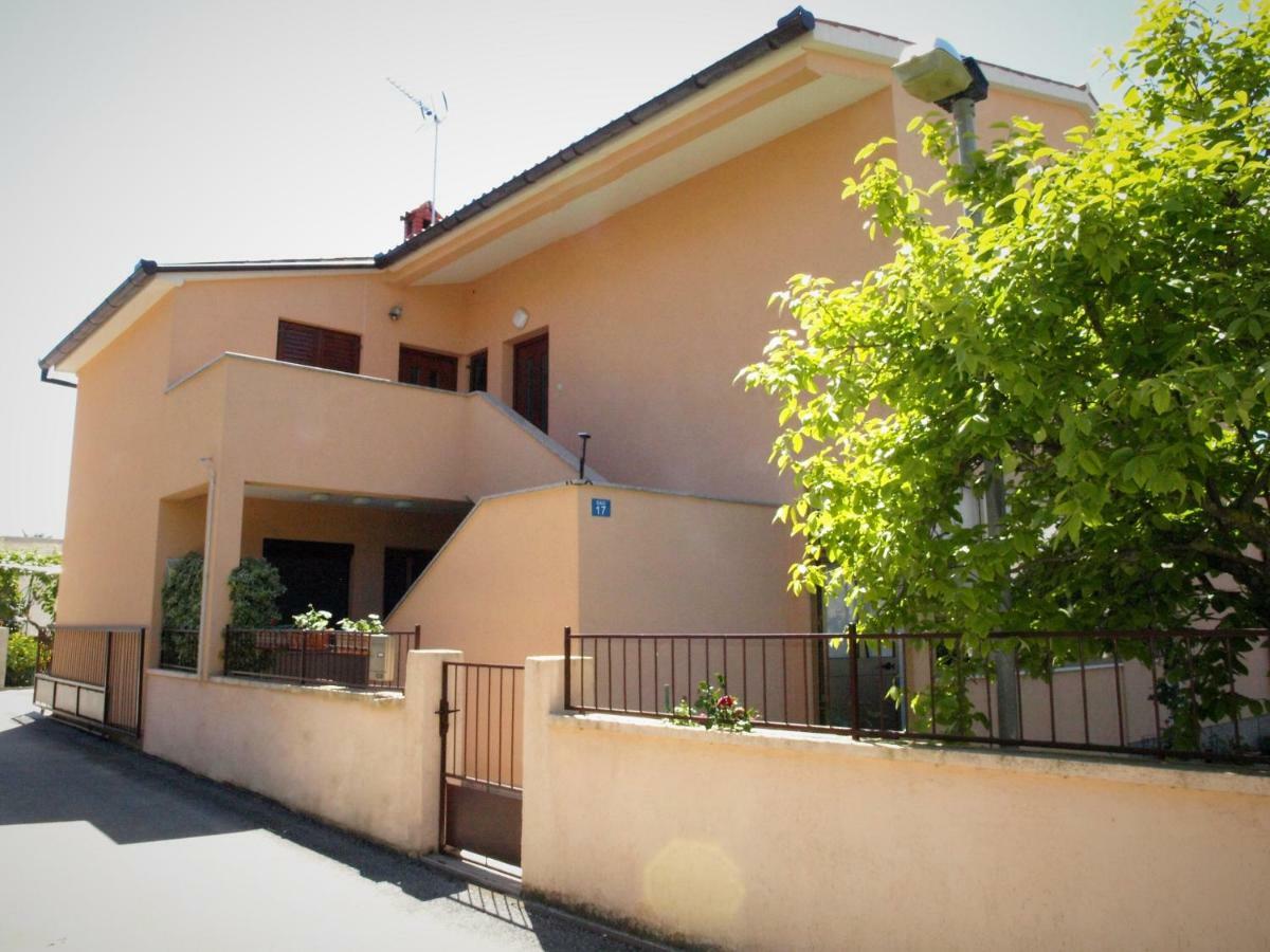 Apartman Celestina メドゥリン エクステリア 写真